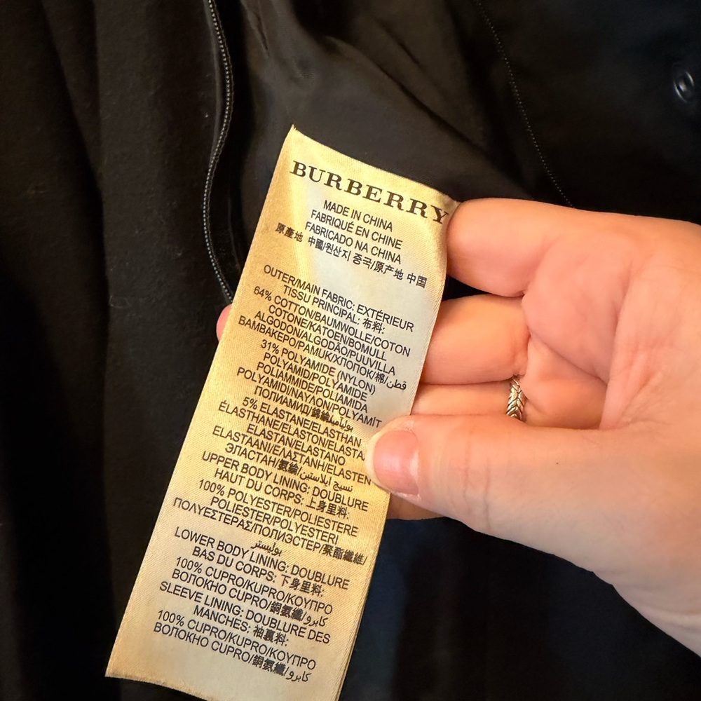 Burberry Bowpark Trench, EUC- US Size 14 OFFERS ACCEPTED - Picture 5 of 9